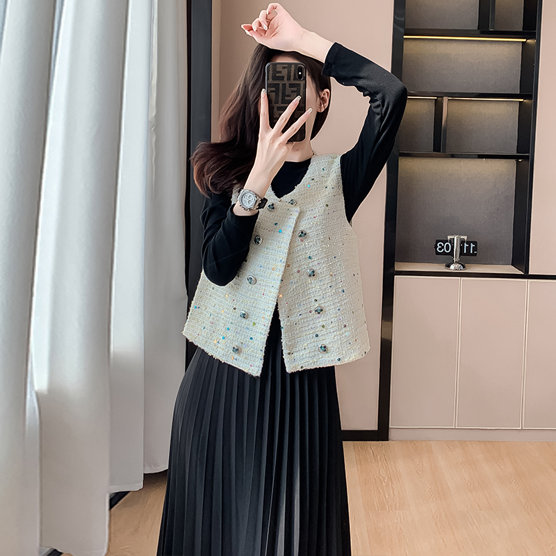 2024 Autumn New Versatile Pleated Black Dress and Vest Two-Piece Set