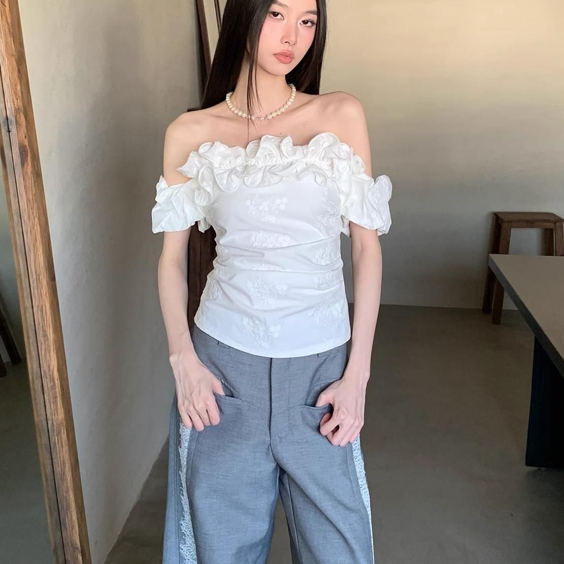 2026 Summer MOXI French Style Rolled Edge White One Shoulder Jacquard Top