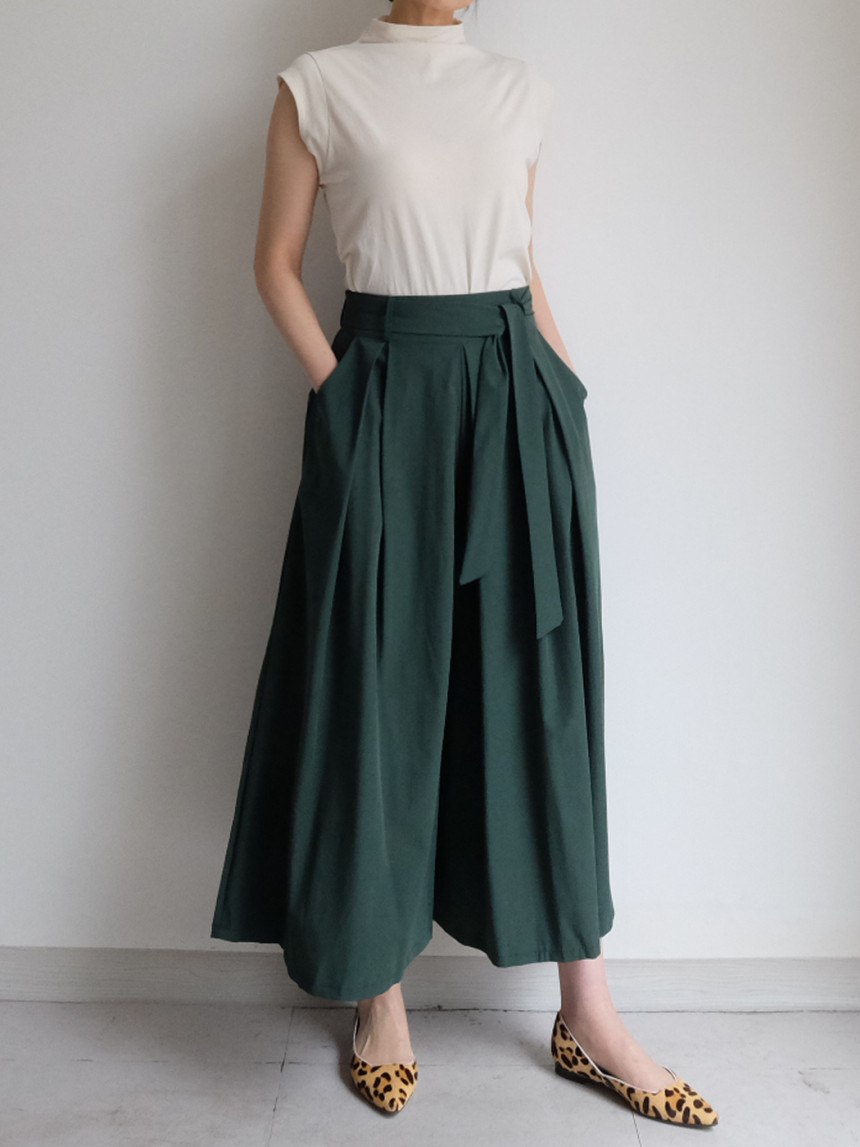 Korean Chic High Waist Wide Leg Pants for Commute and Casual Wear